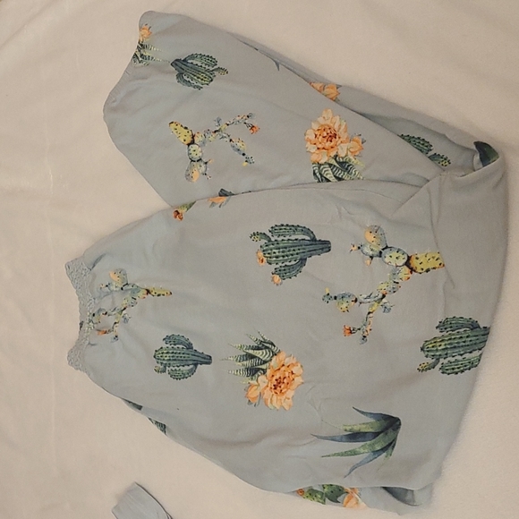 Honeydew Cactus 🌵 Sleep Shirt & Pants Set - Picture 12 of 16